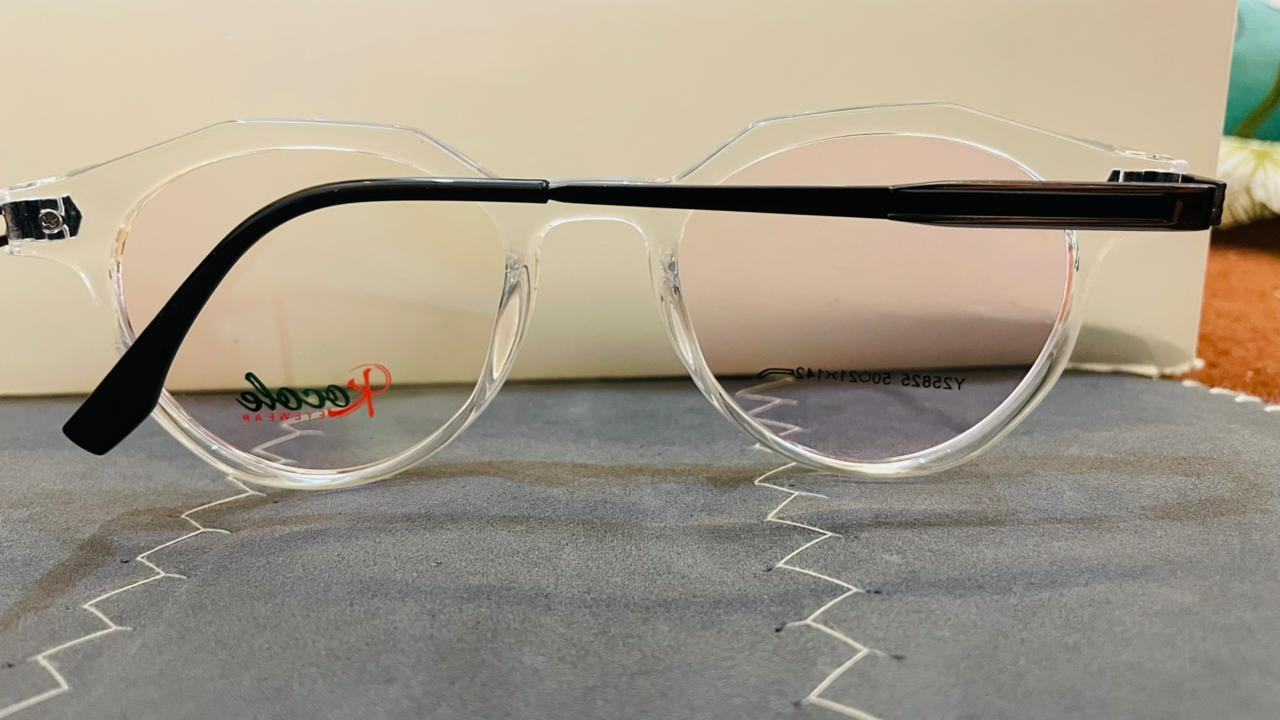 Kocole Y25825 Clear Geometric Eyeglasses | Black Temples & Gold Accents | Saad Optics
