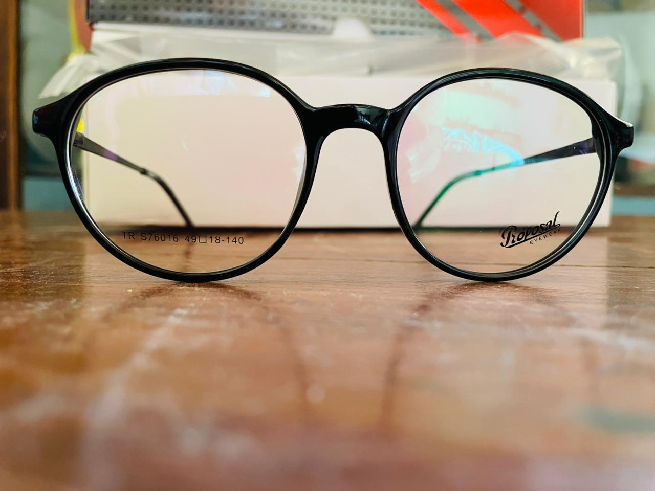 Proposal S76016 Glossy Black Round Eyeglasses | TR90 Lightweight Frame | Saad Optics
