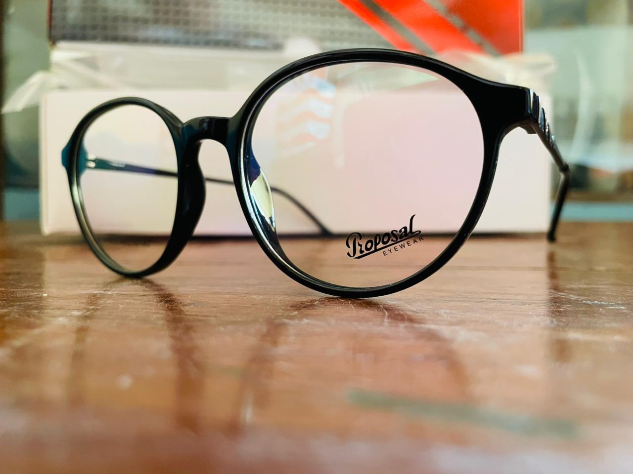Proposal S76016 Glossy Black Round Eyeglasses | TR90 Lightweight Frame | Saad Optics