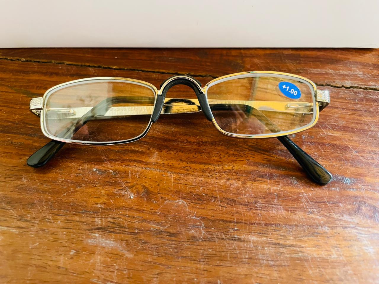 .G Metal Reading Glasses (All Numbers) | Lightweight Rectangle | Saad Optics